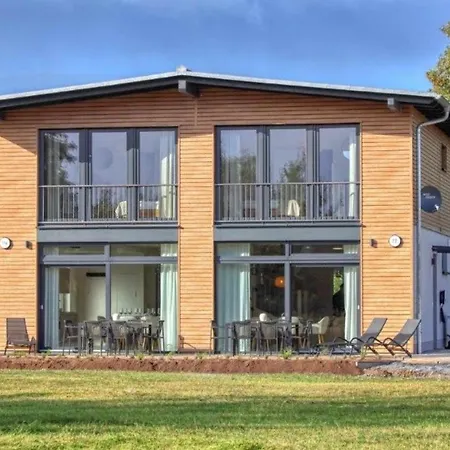Ferienhaus Wesenberg Holiday home *